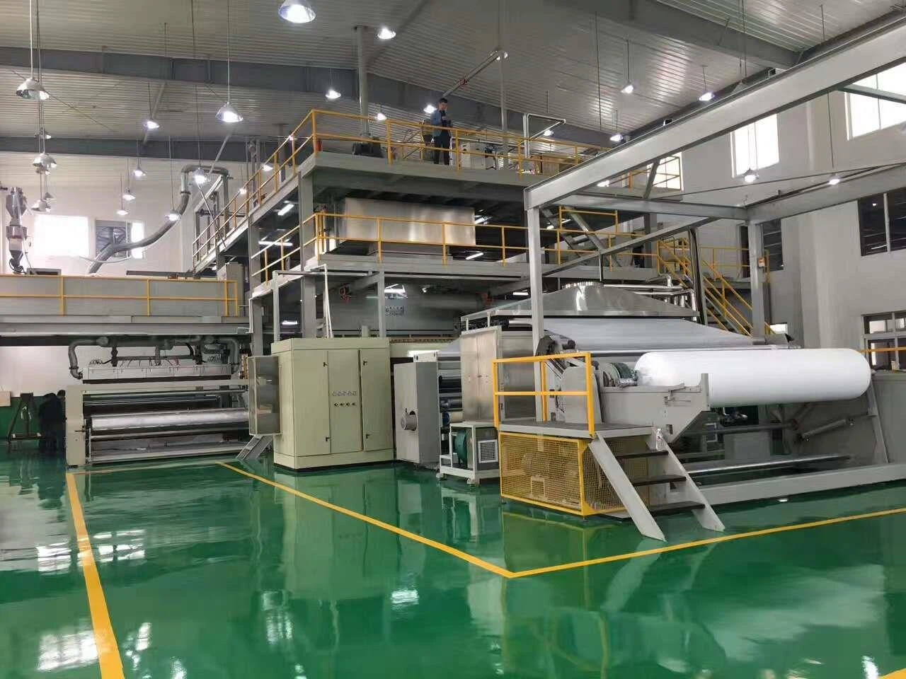 How Does The Down-draw Unit Work in Spunbond Nonwoven Fabric Making